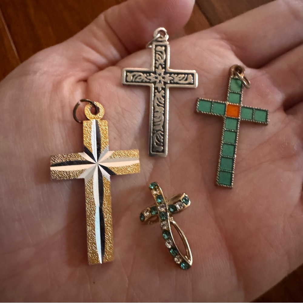 Vintage Cross SET Gold Silver Metal Turquoise Blue Christian Pendant Necklace - Picture 8 of 8